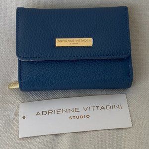 ADRIENNE VITTADINI Studio  Denim Blue Pebble Wallet-NWT
